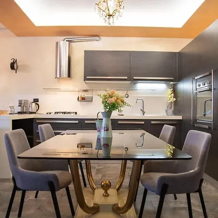 Giuly - Privata Con Piscina E Barbecue *