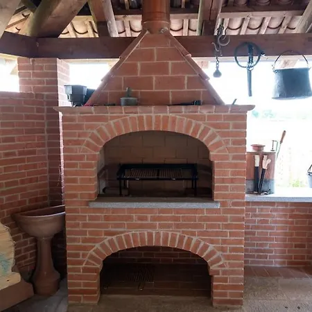 Giuly - Privata Con Piscina E Barbecue *