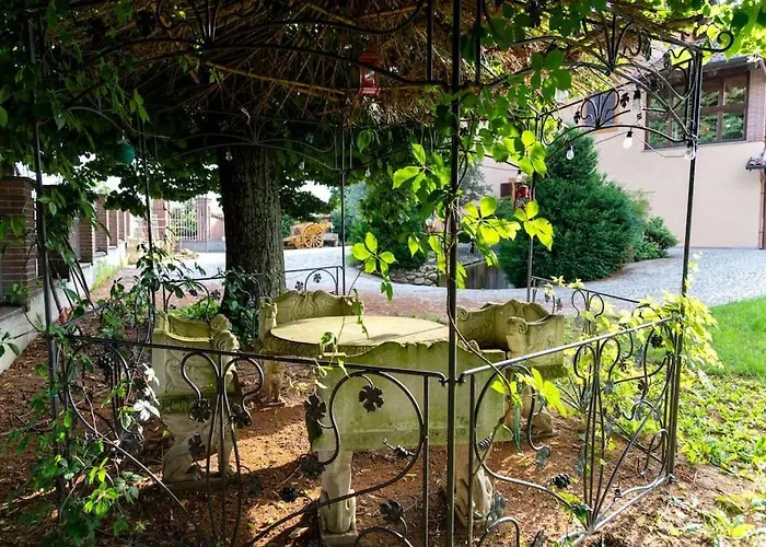 Con Vista - Piscina E Barbecue Privati Villa San Damiano dʼAsti